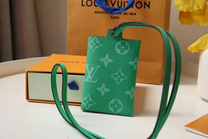 louis vuitton lv card case s_12246a61